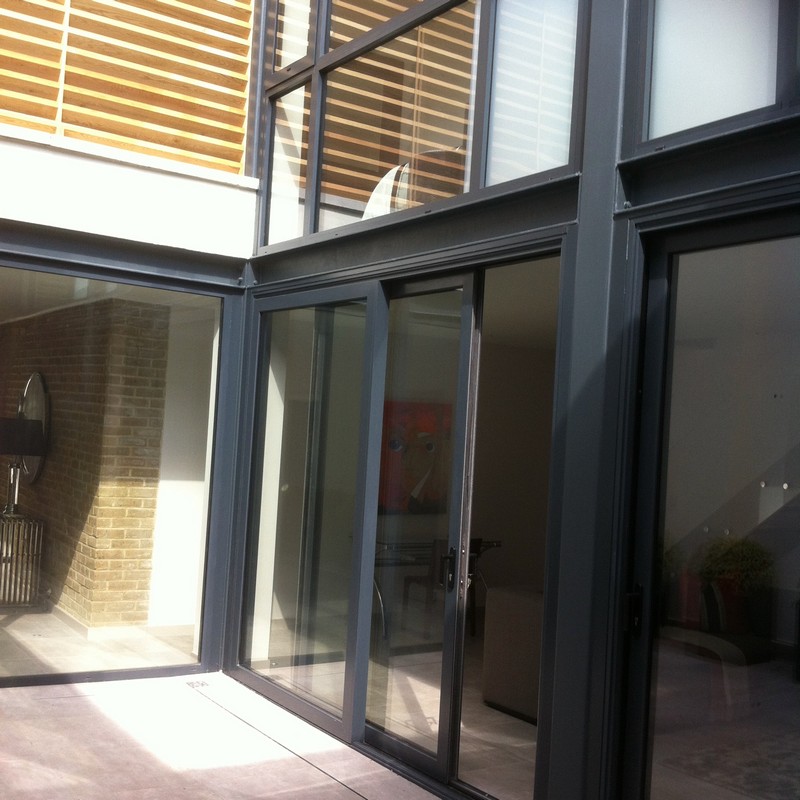 Anthracite aluminium sliding patio doors fitted in Regent's Park
